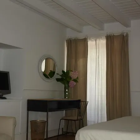 Inn La Panaderia De Castaneda 2*